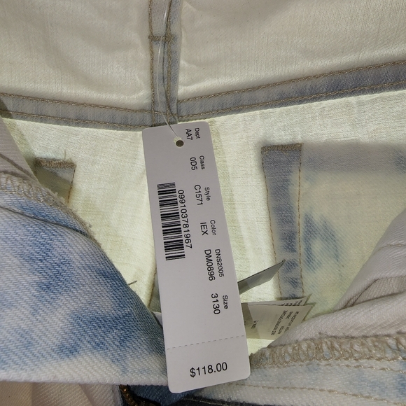 J Crew Super Wash Jeans NWT - Picture 3 of 6